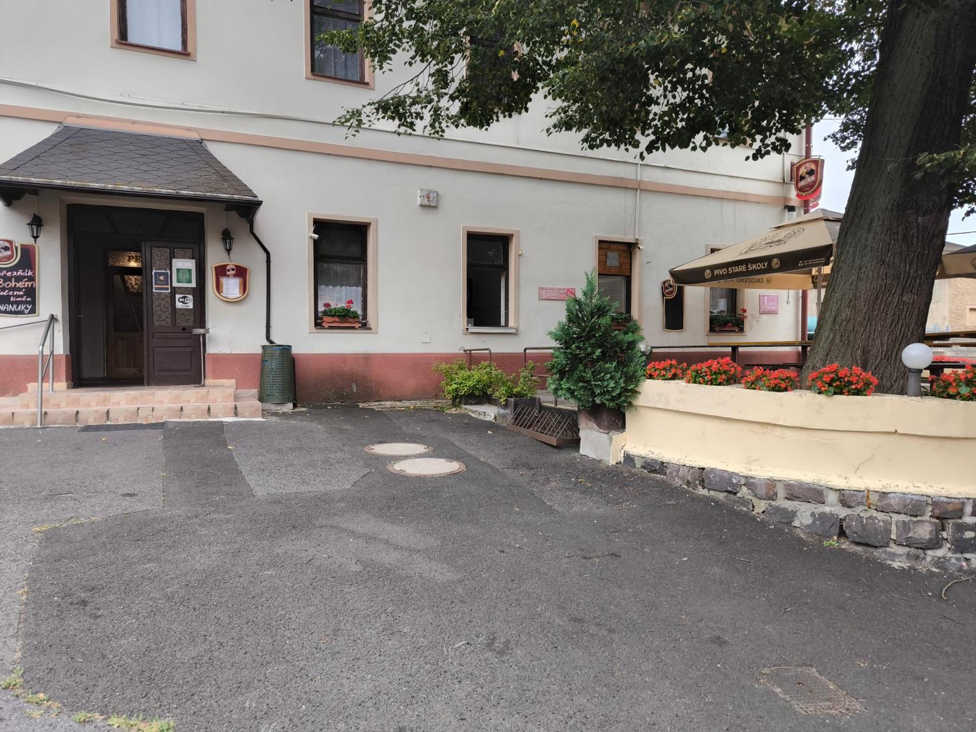Penzion U Zeleneho Stromu Telnice Luaran gambar