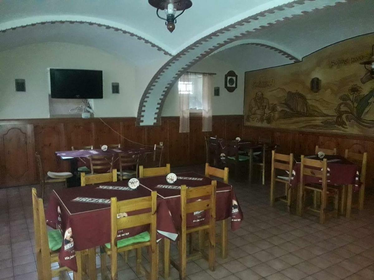 Penzion U Zeleneho Stromu Telnice Luaran gambar