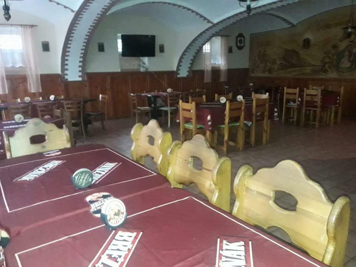 Penzion U Zeleneho Stromu Telnice Luaran gambar