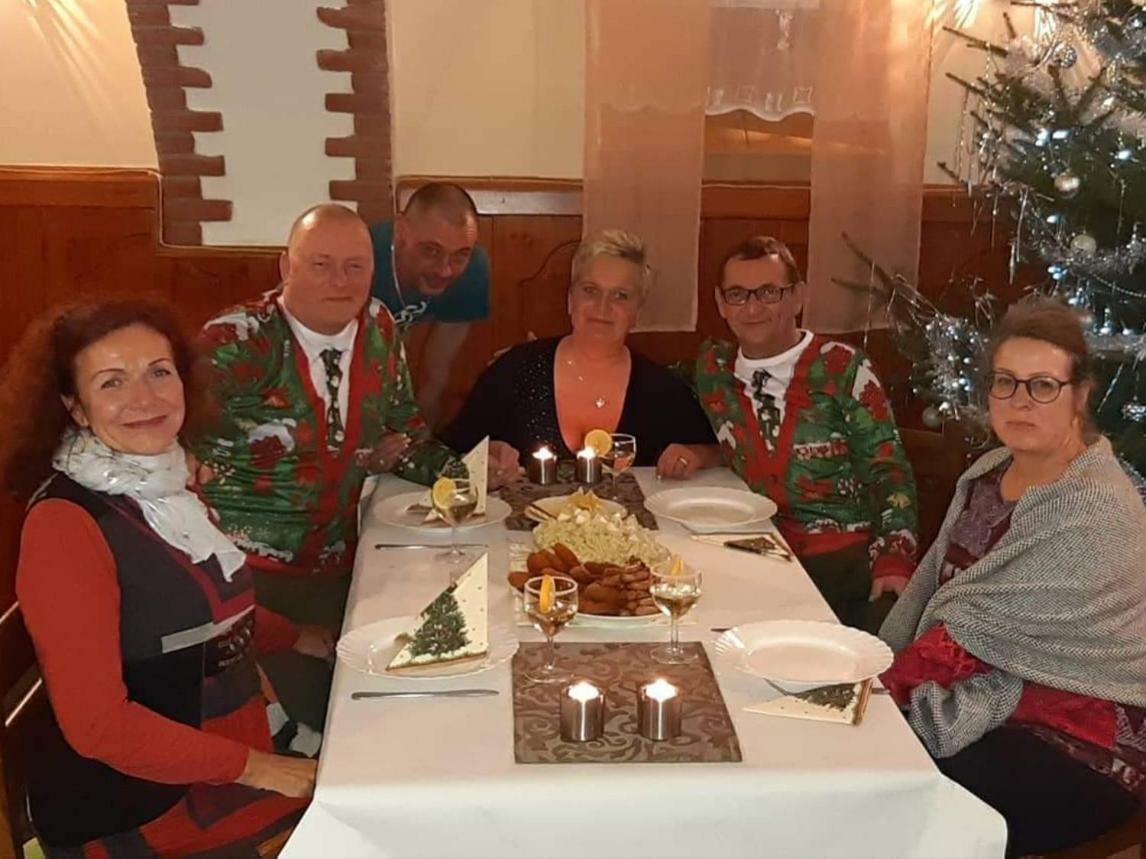 Penzion U Zeleneho Stromu Telnice Luaran gambar